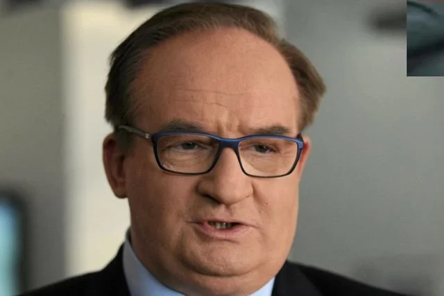 Jacek Saryusz-Wolski pomylił flagę włoską z irlandzką.
