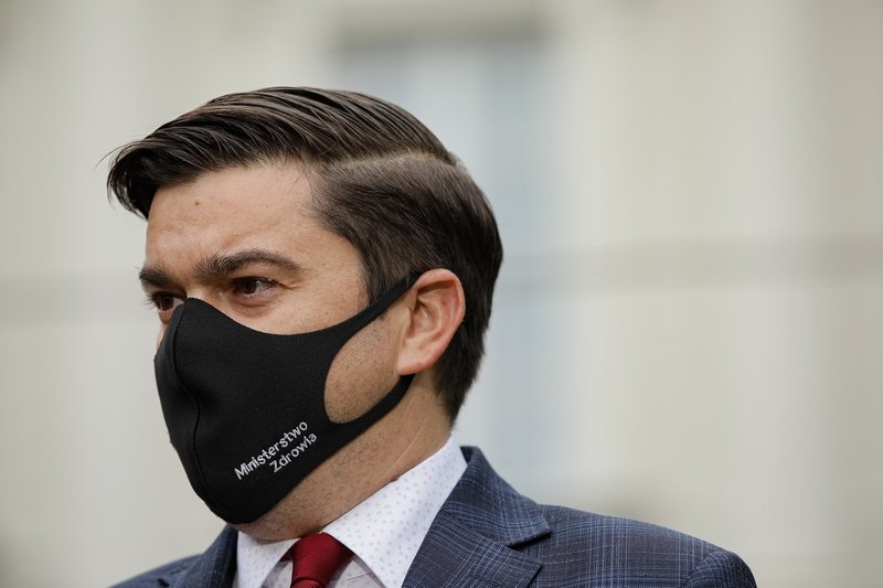 Rzecznik prasowy MZ poinformował, ile osób z personelu ochrony zdrowia wyraziło chęć zaszczepienia się na covid-19.