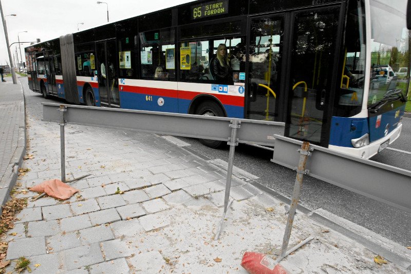 Brutalna interwencja kontrolerów w Bydgoszczy. Policja wyjaśnia zajście