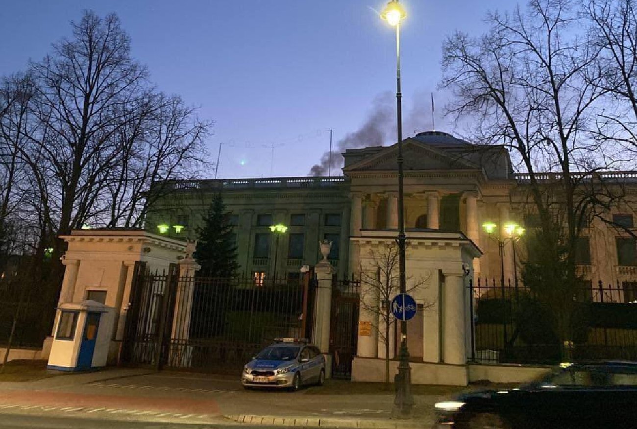 Rosyjscy dyplomaci opuszczą Polskę? Mają palić dokumenty