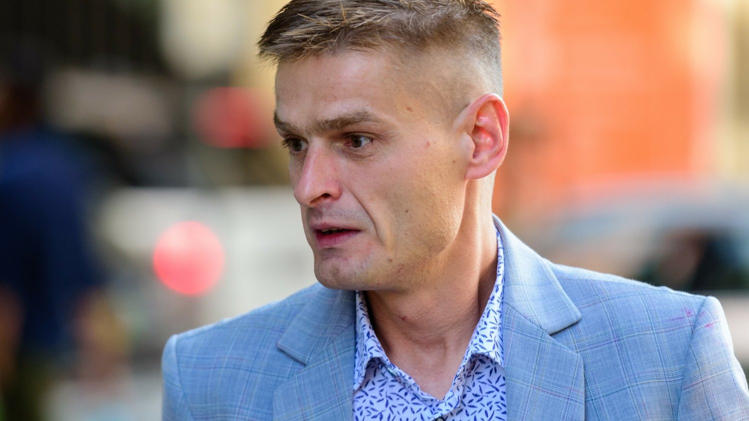 Zbigniew Ziobro uważa, że niesłusznie skazany Tomasz Komenda odzyskał wolność dzięki szefowi PK Bogdanowi Święczkowskiemu. Ale "GW" pisze, że fakty temu przeczą.