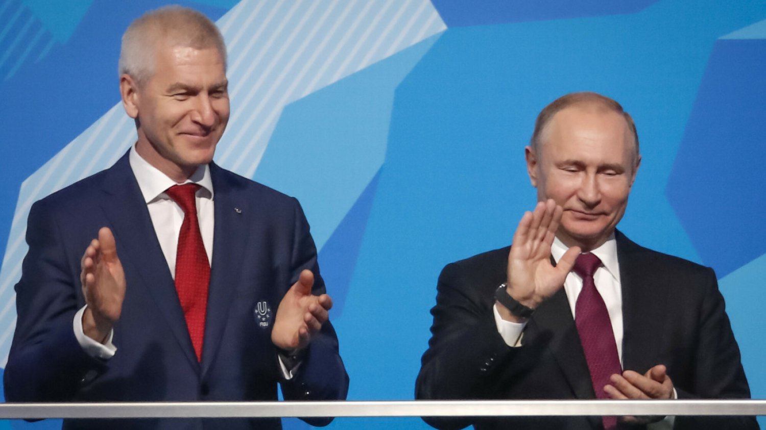 Minister sportu Oleg Matytsin w towarzystwie Władimira Putina podczas otwarcia Uniwersjady w Krasjonarsku.