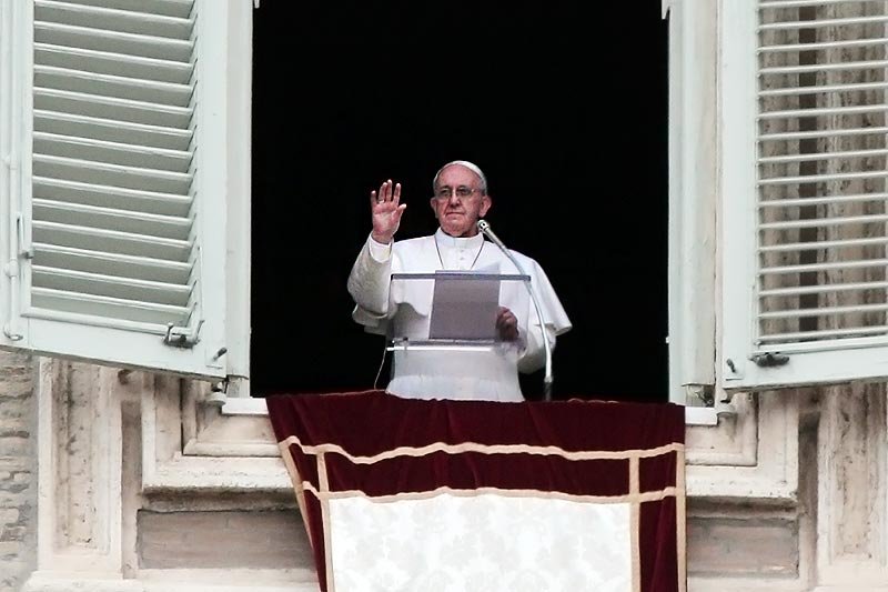 Kościół odczuwa "efekt Bergoglio". Dzięki papieżowi Franciszkowi wierni wracają do Kościoła.