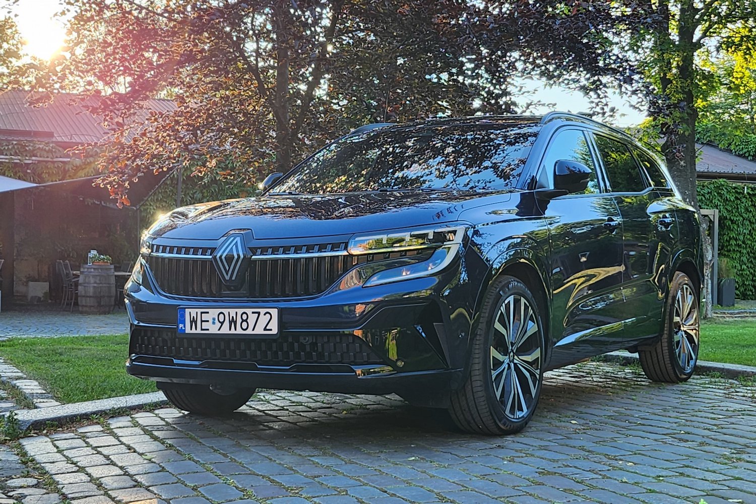 Renault Espace VI prezentuje się naprawdę bardzo ładnie!