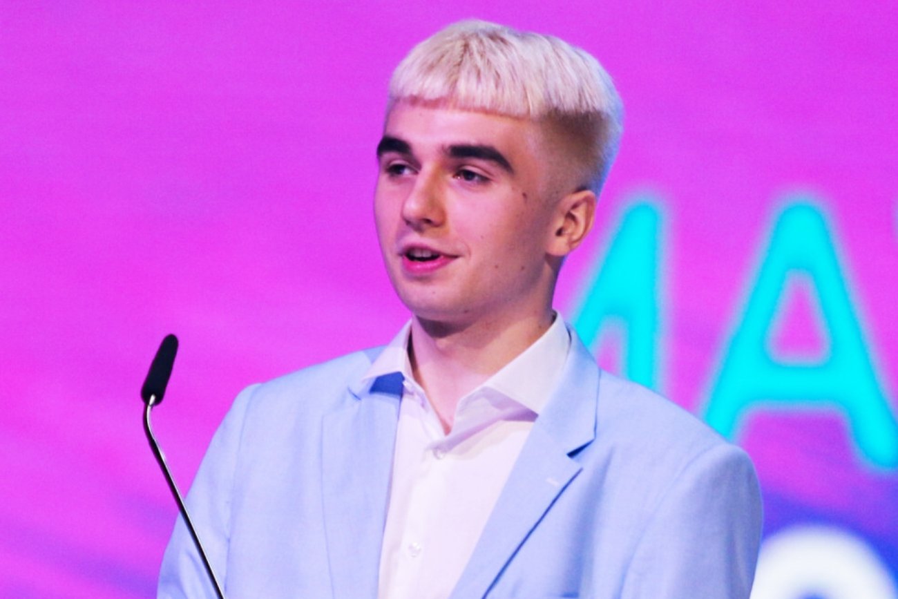 Mata oddał swoją platynową płytę na licytację. Na co pójdą pieniądze?