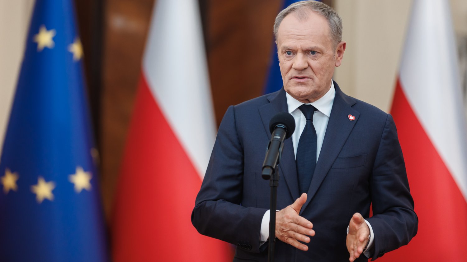 Tusk kontra Trump, Rosja, Orban i PiS. Premier nazywa Nawrockiego patronem Polexitu