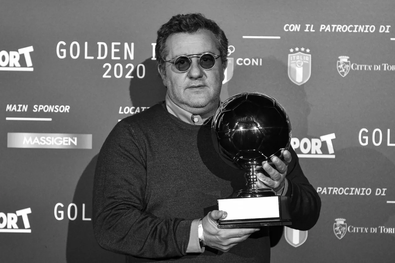 Mino Raiola był jednym z najsłynniejszych agentów piłkarskich - jego klientami byli m.in. Pogba, Ibrahimović, Haaland.