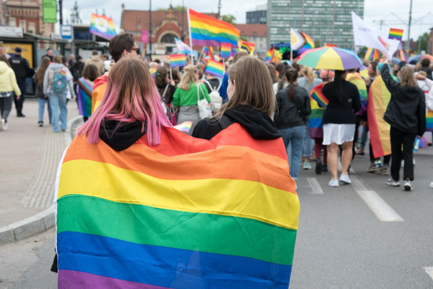 Samorządy, gdzie są uchwały anty-LGBT nie dostaną pieniędzy z UE.