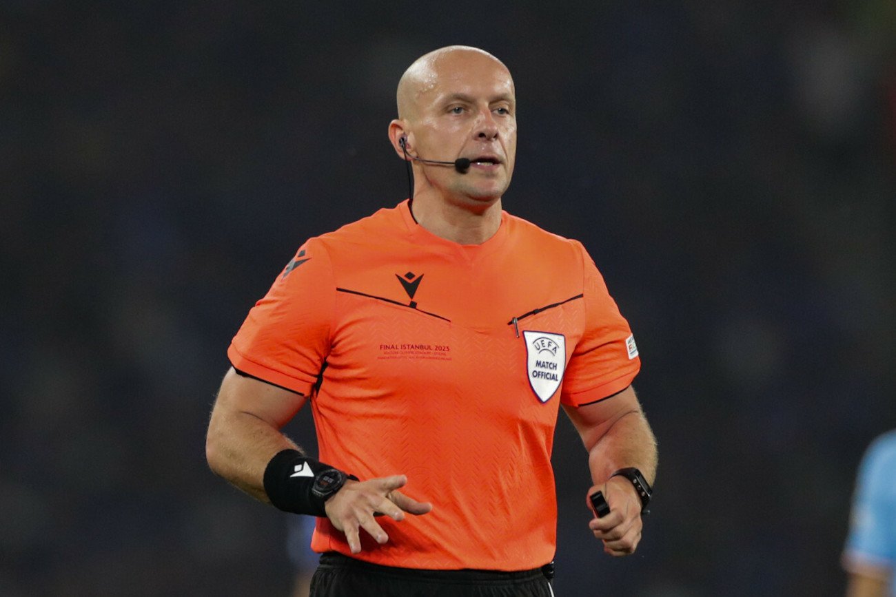 Szymon Marciniak może pozwać stowarzyszenie "Nigdy Więcej".