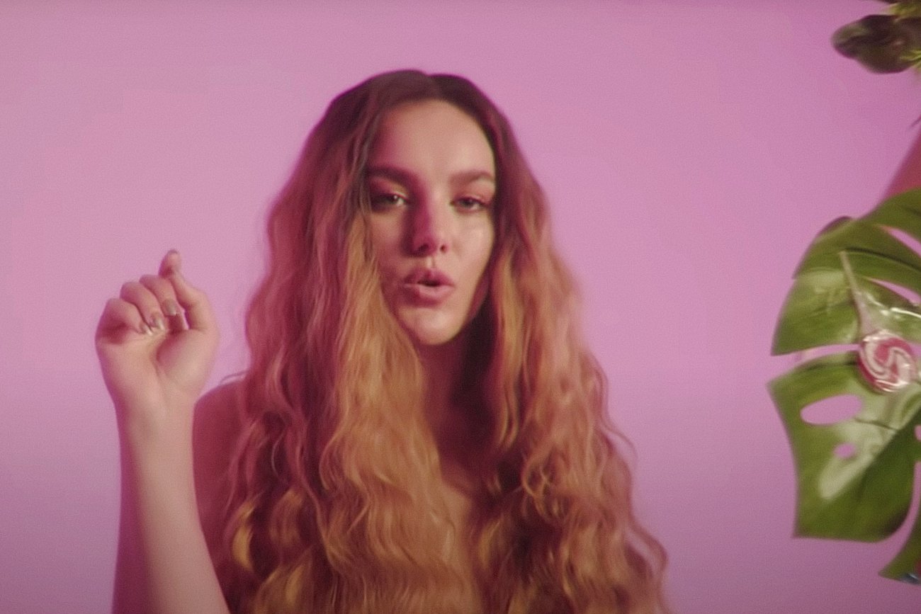 Ewa Farna niestrudzenie nawołuje do ciałopozytywności.