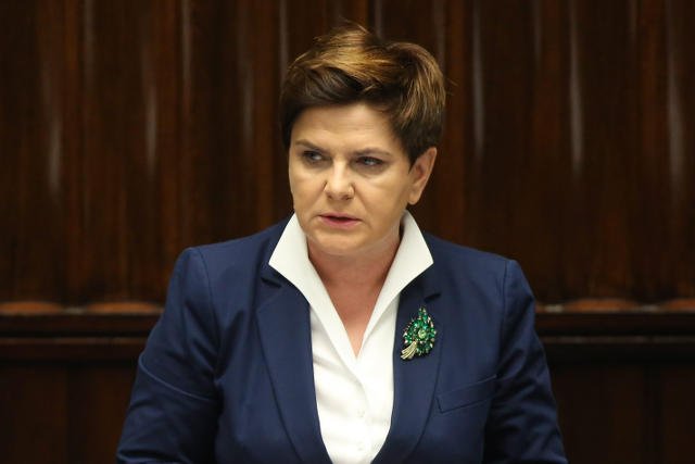 Beata Szydło mówi o dramacie pielęgniarek, ale od chwili rozpoczęcia strajku, nie spotkała się z nimi.