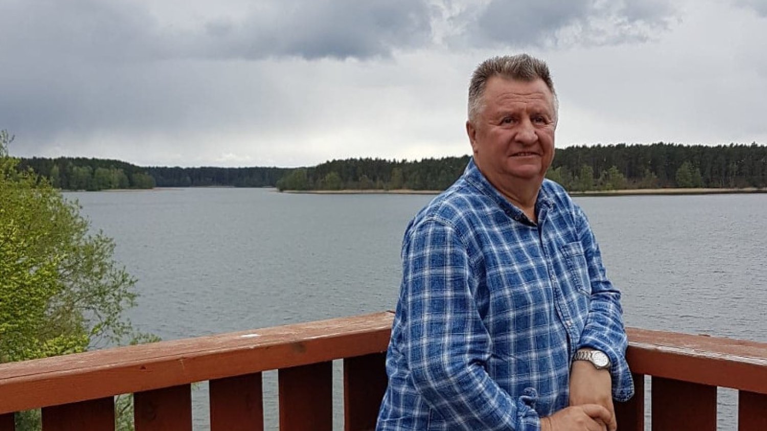 Piotr Marciniak choruje na niedrobnokomórkowego raka płuca. Dzięki immunoterapii żyje i może cieszyć się życiem.