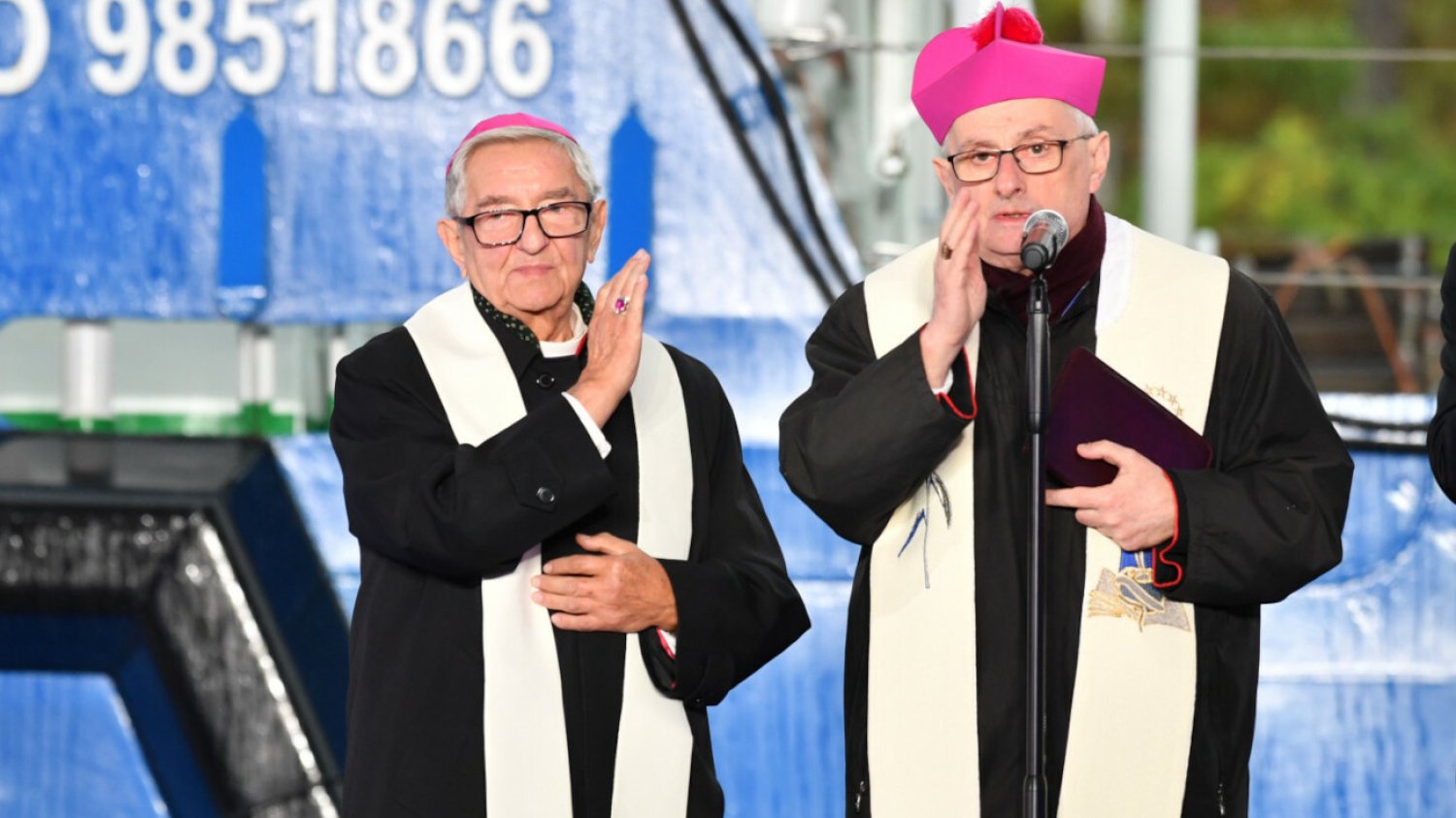 Kontrowersje na otwarciu Mierzei Wiślanej. Na scenie pojawił się abp Głódź.