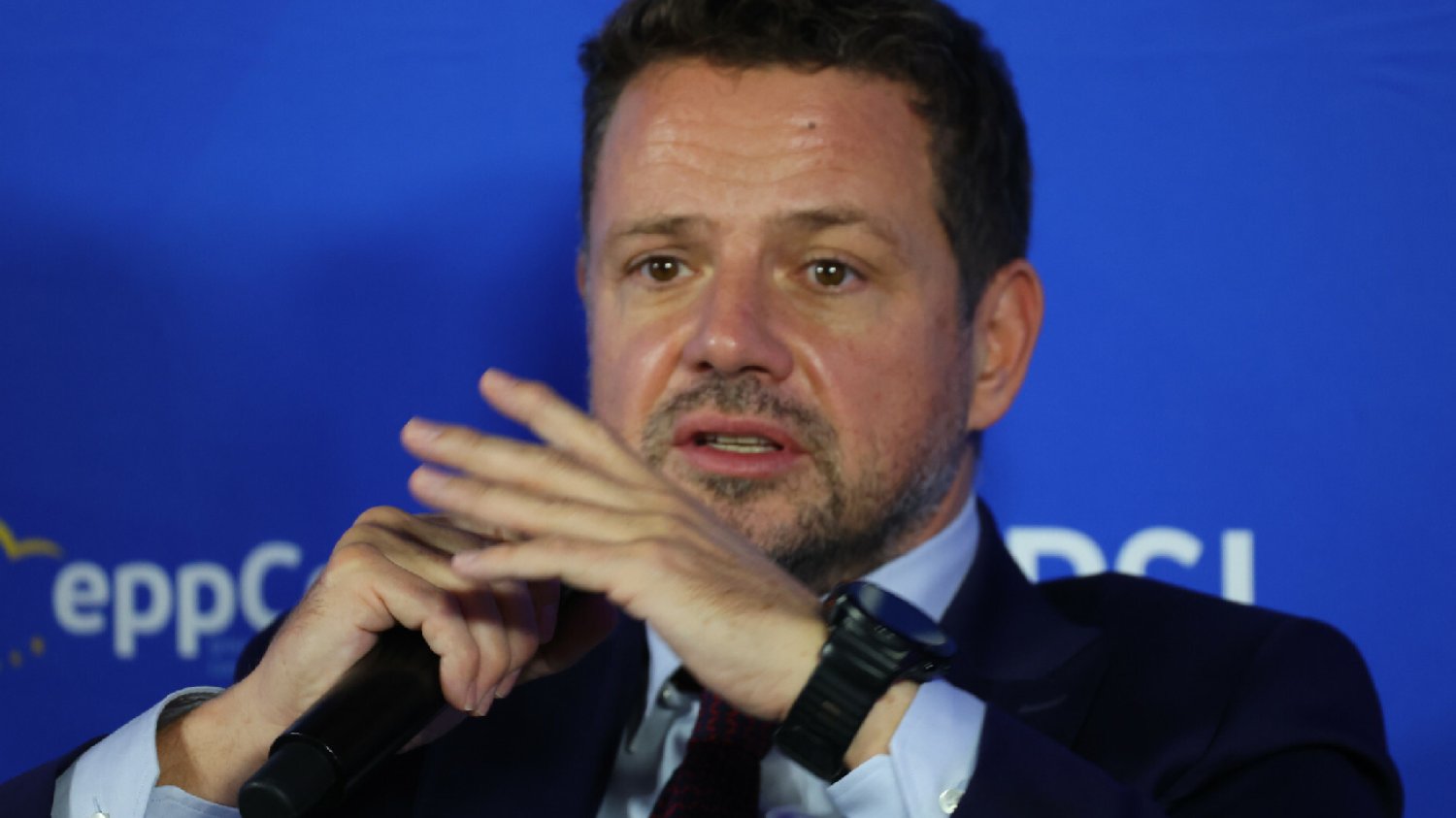 Trzaskowski przegrał w sądzie. Furgonetki Pro Prawo do Życia ruszą na ulice Warszawy