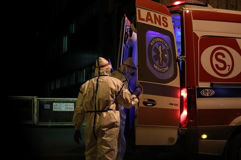 Kolejny duży wzrost zakażeń koronawirusem.