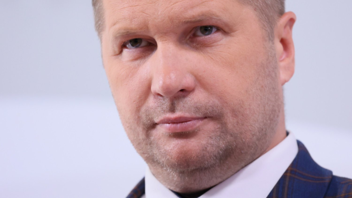 Białystok jest kolejnym miastem, które nie chce, żeby uczniowie korzystali z podręcznika do HiT autorstwa Wojciecha Roszkowskiego