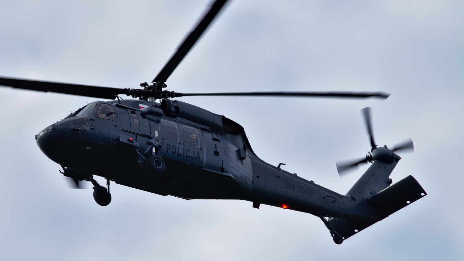 Widzieliście dziś śmigłowiec nad cmentarzem? Wyjaśniamy, co się dzieje