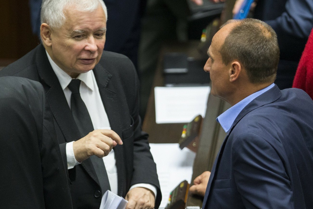 Prezes PiS gotów jest dziś zapłacić dowolną cenę za każdy dodatkowy głos w Sejmie - komentuje dziennikarz Onetu Andrzej Stankiewicz.