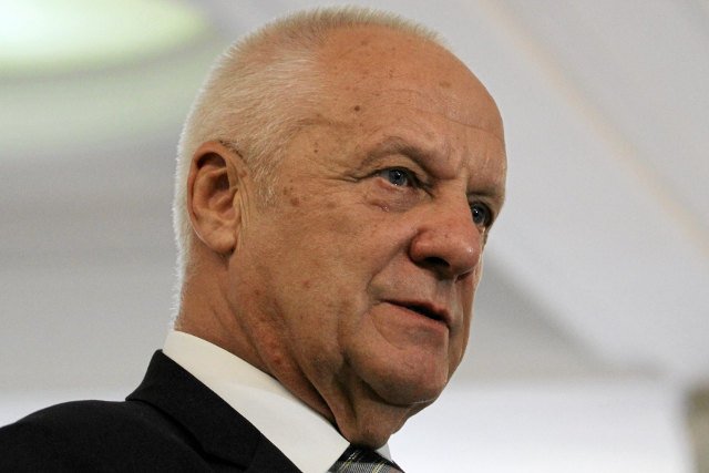 Mieszkańcem częściowo pozbawionych prądu bloków jest Stefan Niesiołowski