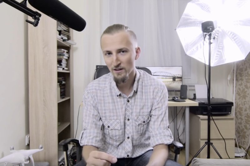 Nagranie z momentu, kiedy Paweł Kostowski próbuje opowiedzieć zebranym o krzywdzie 13-letniej dziewczynki, wrzuciły do sieci osoby związane z Chrystusowcami.