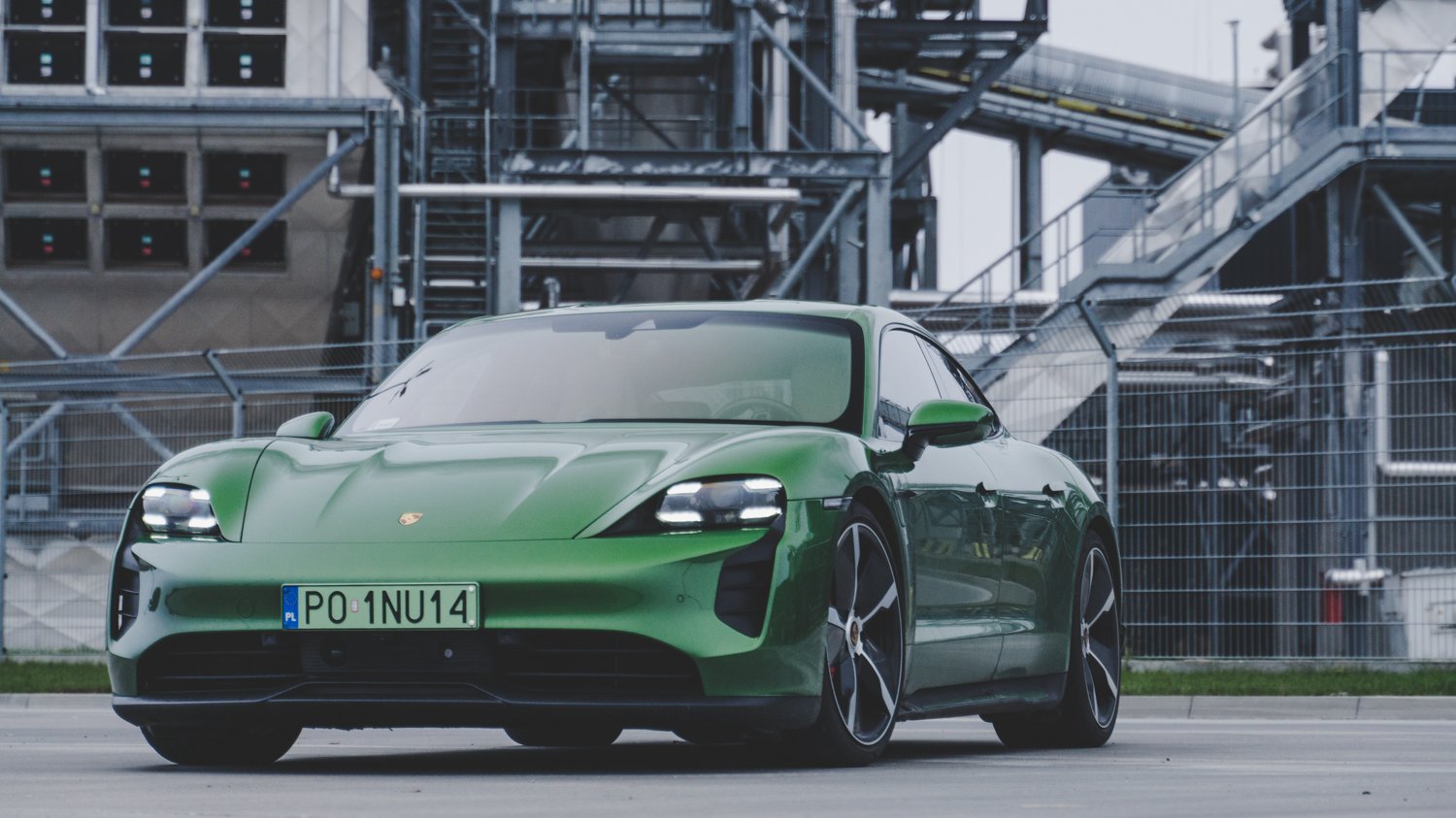 Porsche Taycan 4S to naprawdę udane auto. Prawdopodobnie najlepsza wersja Taycana.