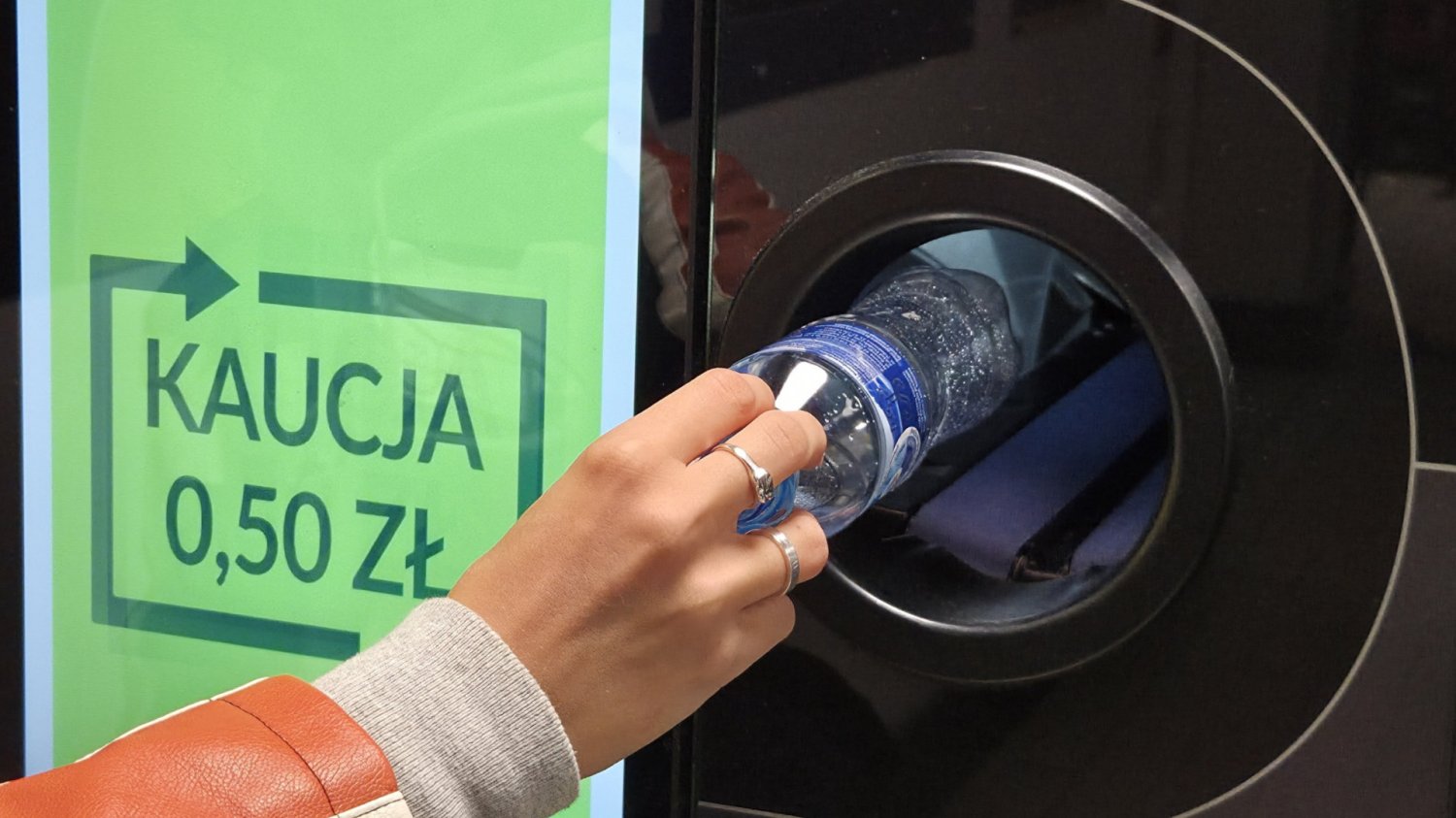 System kaucyjny. Czy trzeba zwracać butelki i puszki w automacie lub sklepie?