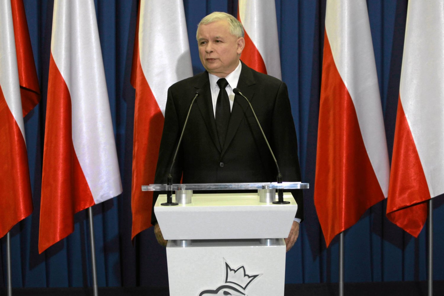 Prezes Prawa i Sprawiedliwości Jarosław Kaczyński na konferencji prasowej.