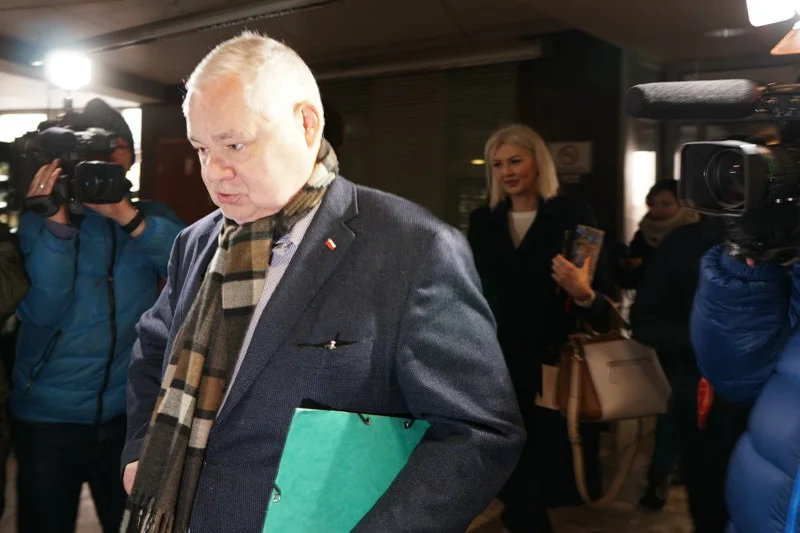 Prezes NBP Adam Glapiński i Martyna Wojciechowska, szefowa departamentu komunikacji i promocji NBP