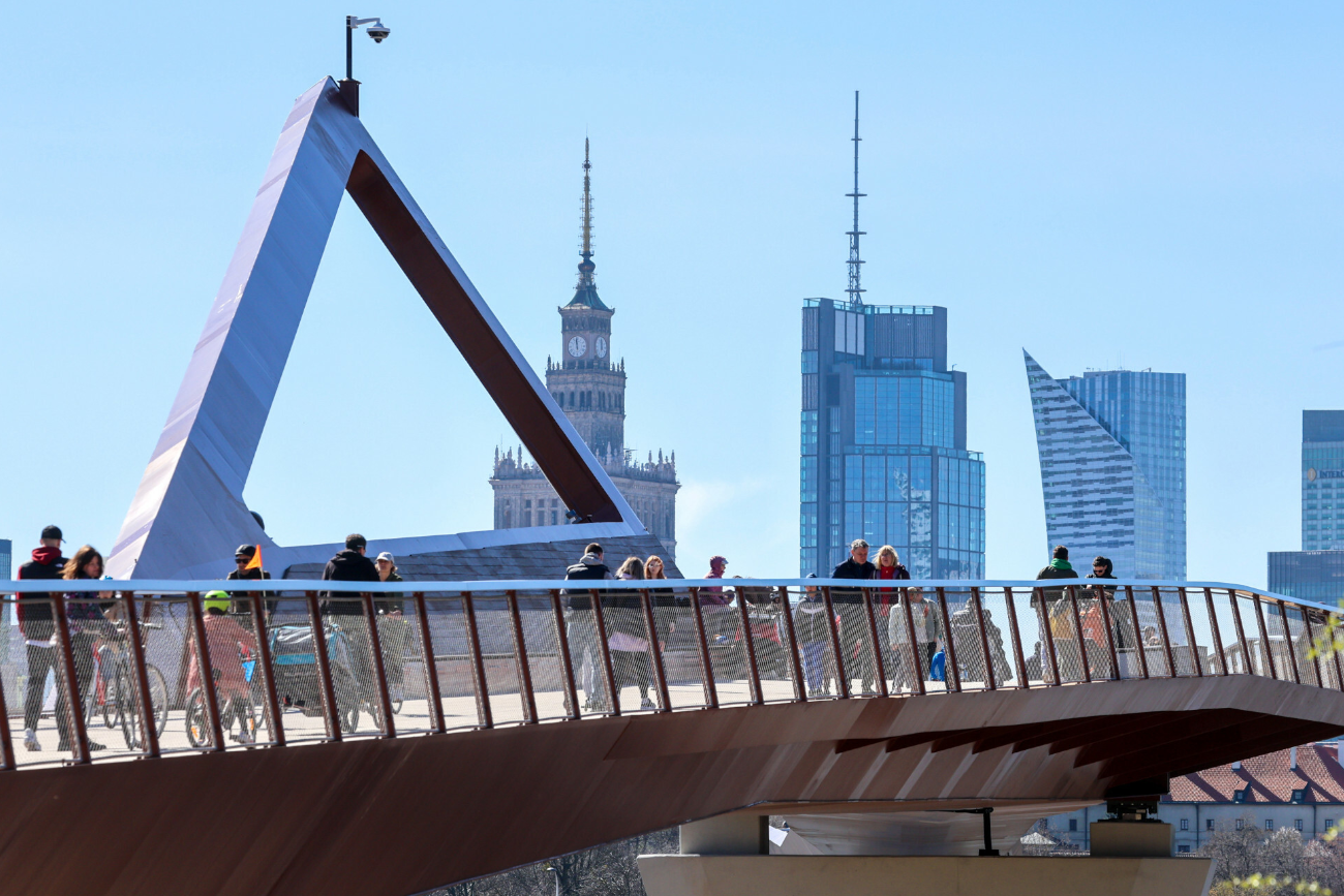 Burza wokół nowej warszawskiej kładki. "Jedna wielka ściema".