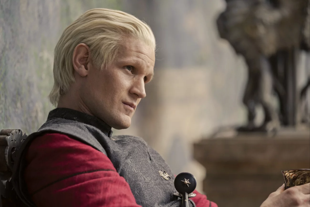 Daemon Targaryen z "Rodu smoka" od zawsze był toksyczny. Jego zachowanie w finale serialu nikogo nie powinno dziwić. Matt Smith jako Daemon Targaryen w serialu "Ród smoka".