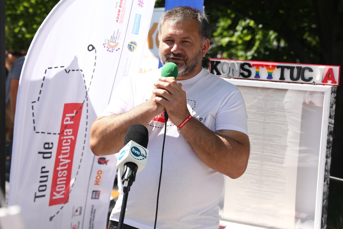 Sędzia Waldemar Żurek wziął udział w Tour de Konstytucja PL w Krakowie i w Dobczycach.