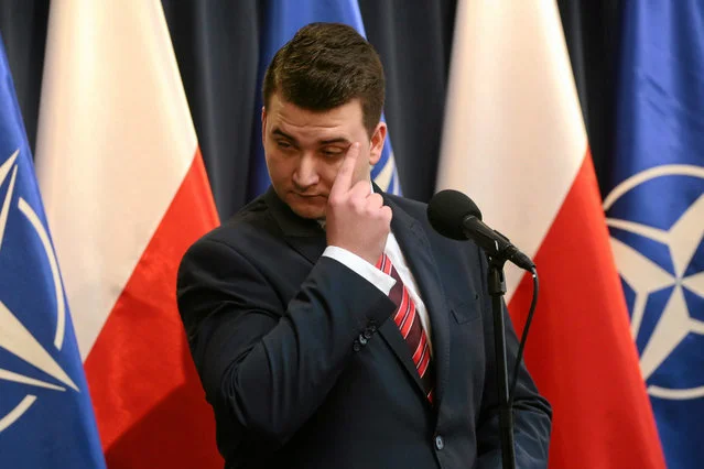 Misiewicz zabiera głos w sprawie swoich zarobków w wys. 50 tys. zł. "Pisanie głupot powinno być z automatu karane"