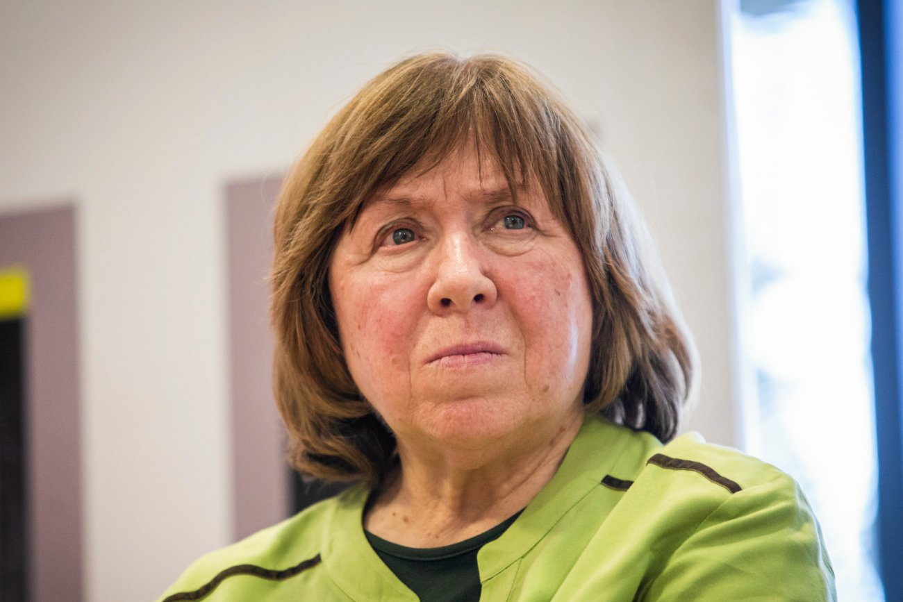 Swietłana Aleksijewicz zatrzymana w Berlinie. Noblistka rzekomo miała mieć bombę