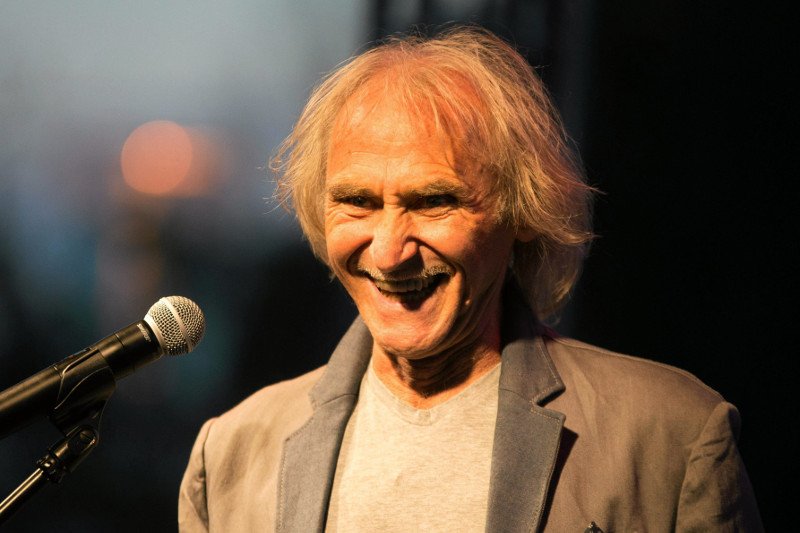 Przestraszyli się dowcipów Kryszaka? TVP po raz pierwszy nie będzie transmitować Mazurskiej Nocy Kabaretowej