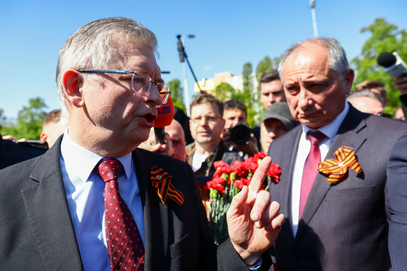 Rosja grozi Polsce za "rusofobię". Ambasador Rosji nie mógł złożyć kwiatów