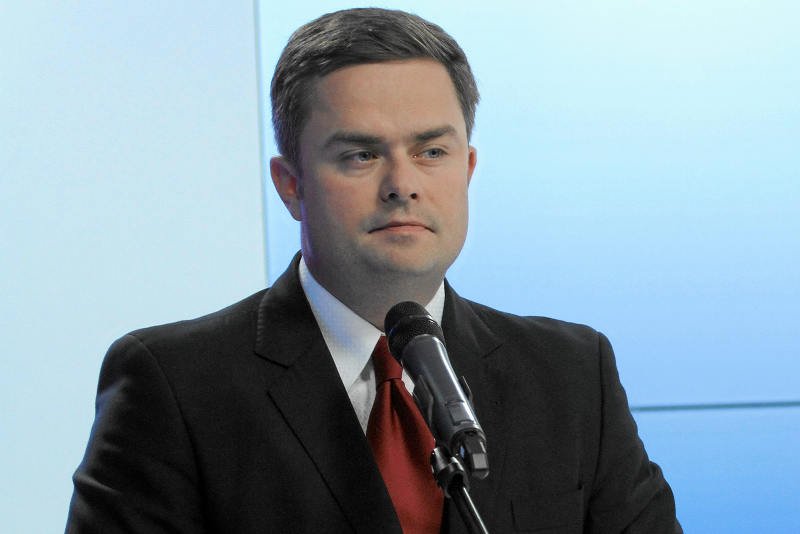 Adam Hofman stwierdził, że "Tusk jest w stanie posunąć się prawie do wszystkiego, żeby obronić swój stołek".