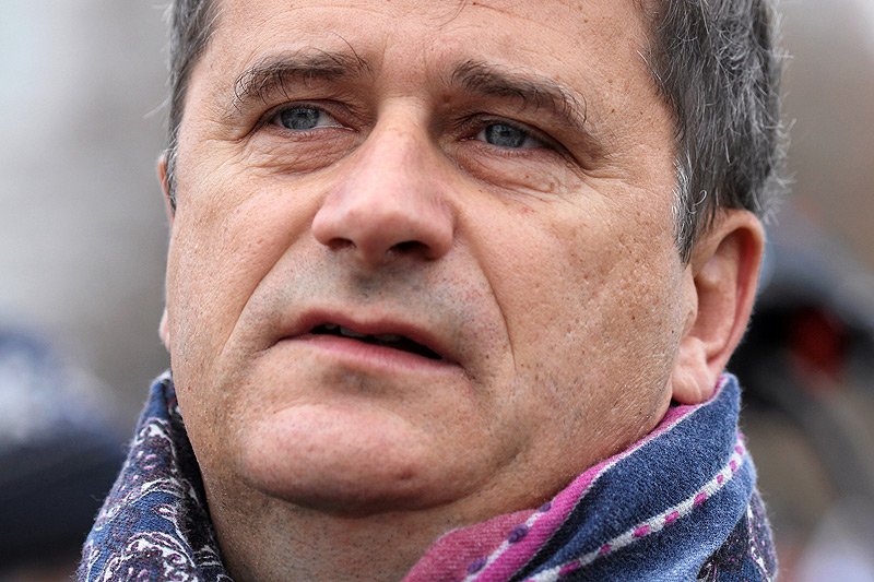 Lider Ruchu Palikota Janusz Palikot twierdzi, że Donald Tusk będzie premierem rządu mniejszościowego. Zdradza też obietnicę, jaką dał mu były prezydent Aleksander Kwaśniewski