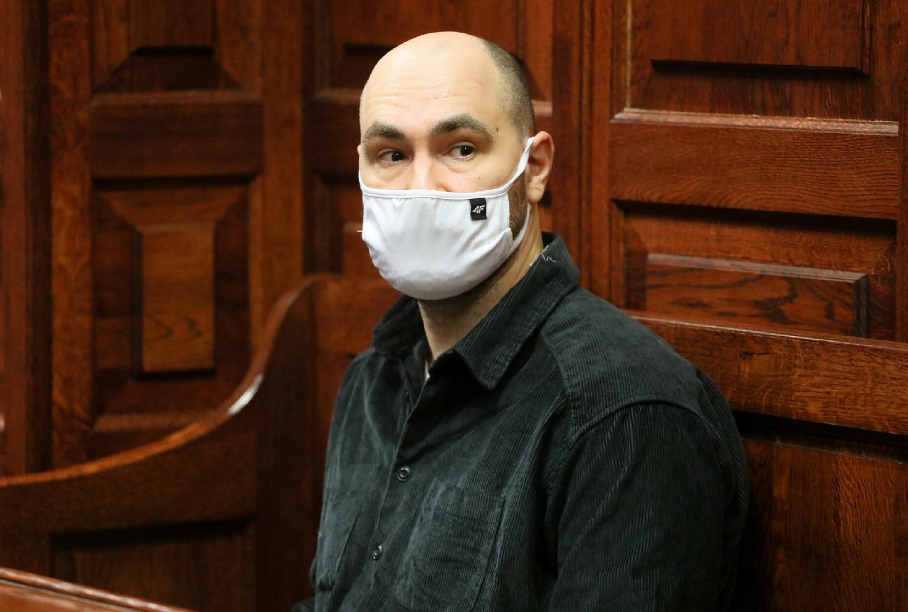 Jakub Żulczyk nazwał Andrzeja Dudę "debilem". Sąd umorzył postępowanie