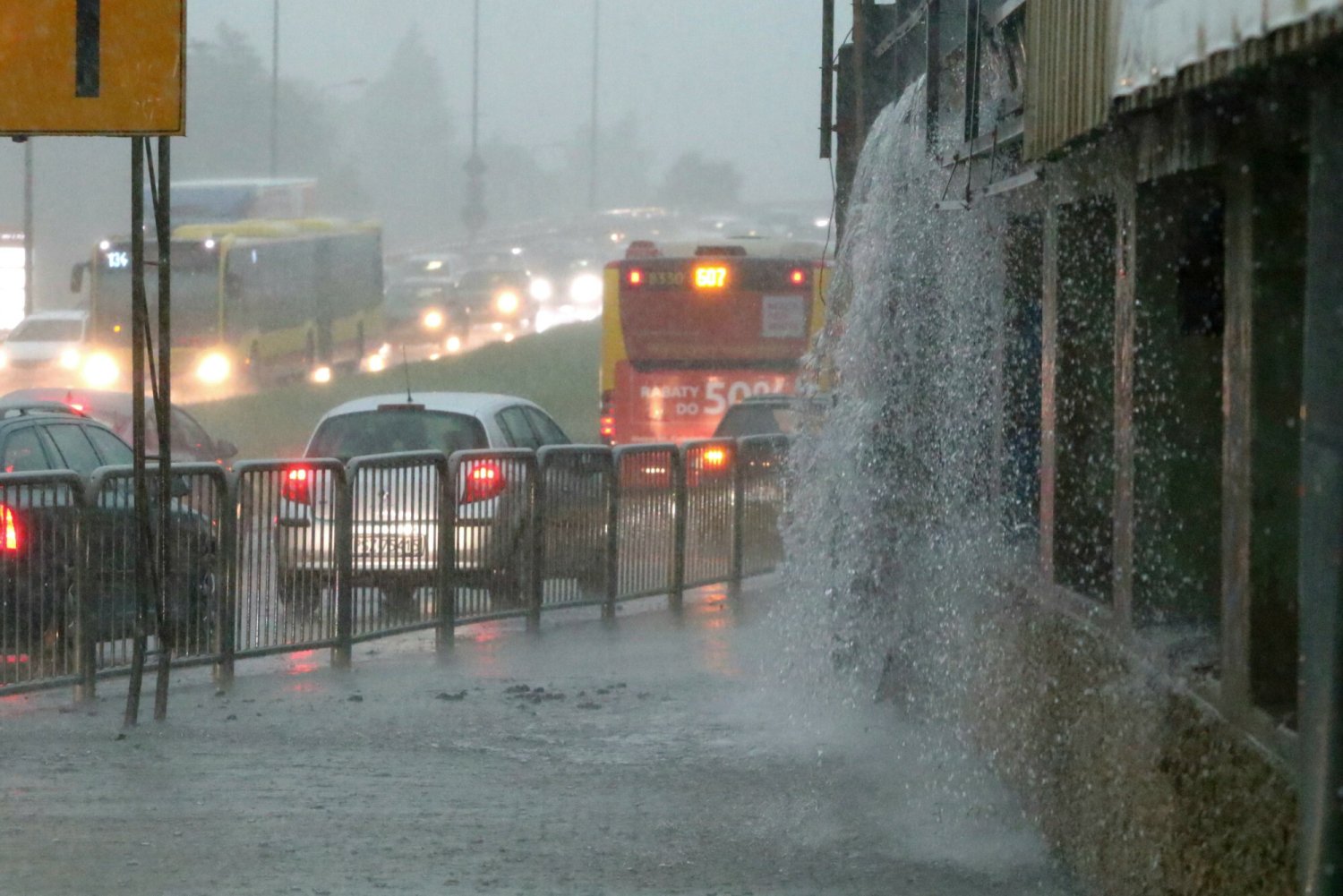Ulewy nad Polską. Zdjęcie jest ilustracją do tekstu.