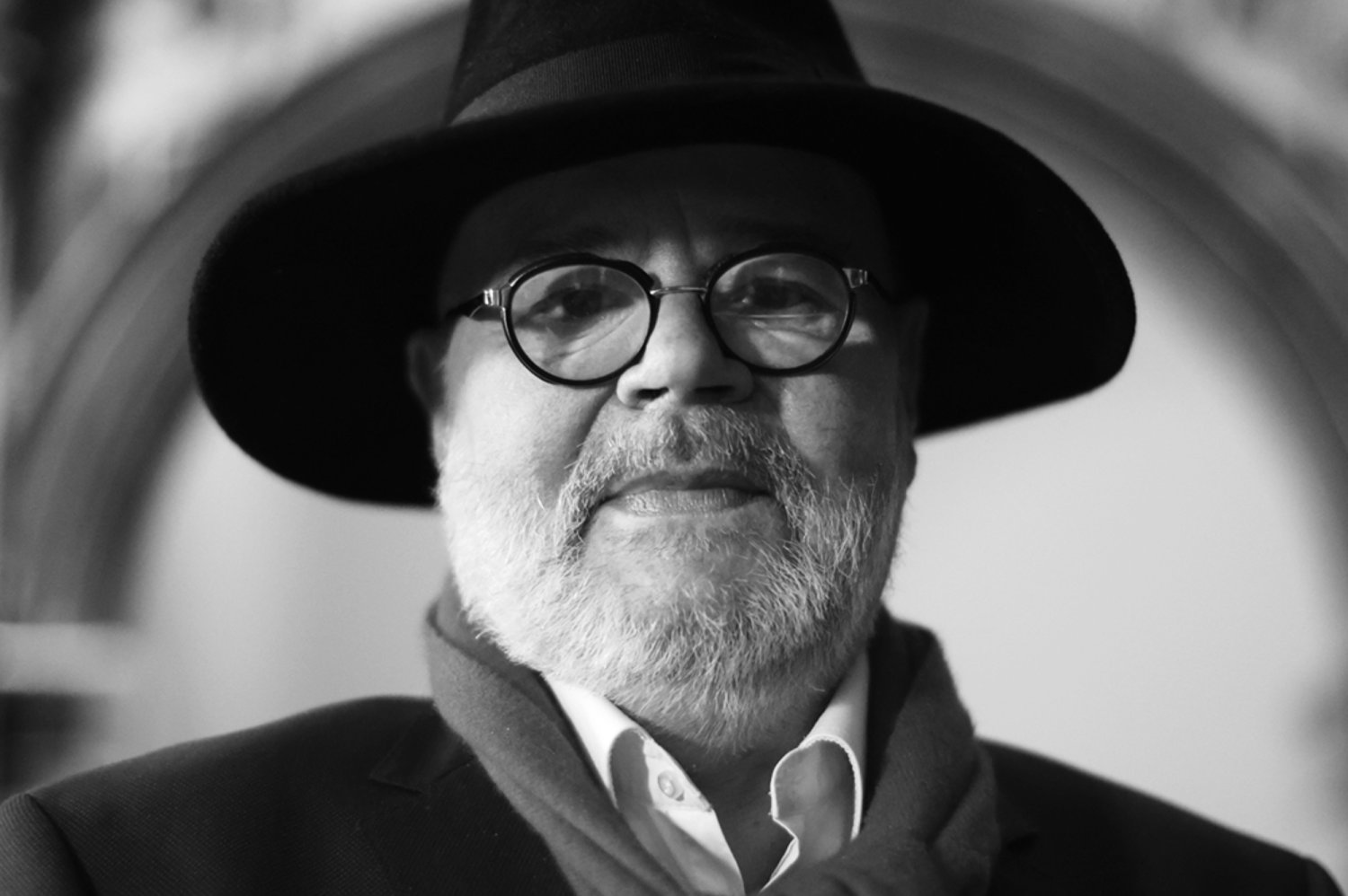 Paweł Huelle nie żyje. Wybitny pisarz z Gdańska zmarł przedwcześnie.