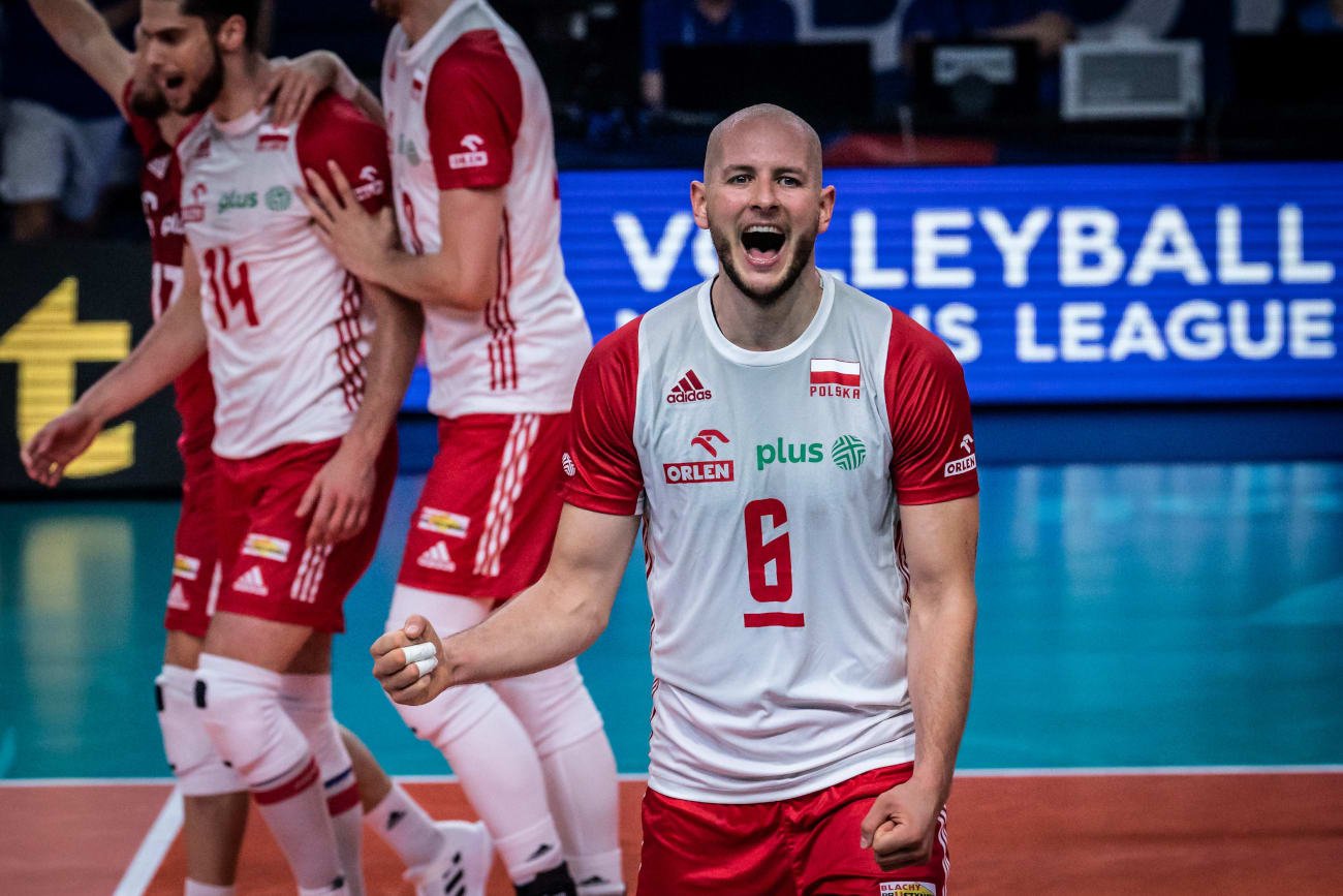 Bartosz Kurek poprowadził do zwycięstwa Biało-Czerwonych w niedzielnym hicie Ligi Narodów, w którym Polacy 3:1 ograli USA.