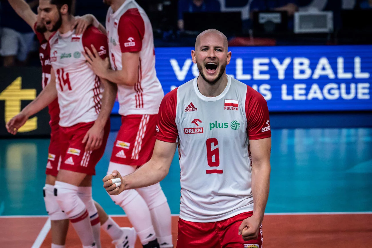 Bartosz Kurek poprowadził do zwycięstwa Biało-Czerwonych w niedzielnym hicie Ligi Narodów, w którym Polacy 3:1 ograli USA.
