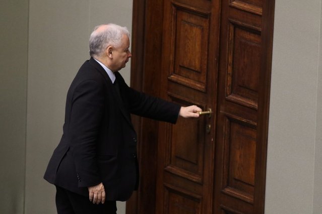 Czy to początek końca popularności PiS czy tylko przejściowe trudności, z którymi Jarosław Kaczyński sobie poradzi?