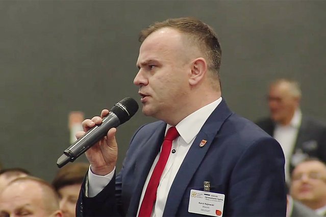 Burmistrz Karol Rajewski w gorzkich słowach skrytykował działania rządu PiS po nawałnicach.