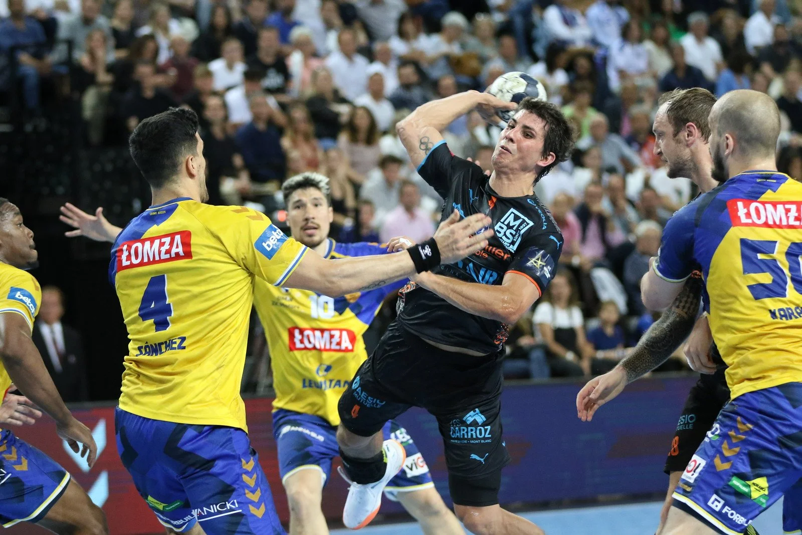 Łomża Vive Kielce wygrała pierwszy ćwierćfinał LM, awans jest bardzo blisko