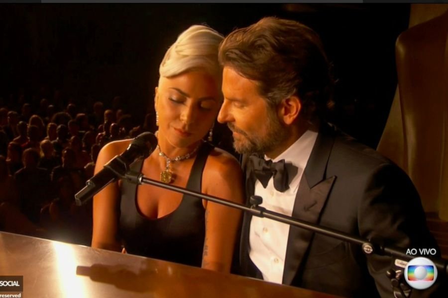 Występ Lady Gagi i Bradley'a Coopera wywołał wielkie emocje