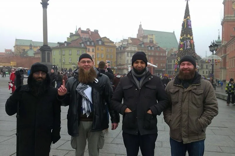Muzułmanie "ewangelizowali" na Placu Zamkowym w Warszawie w ramach akcji Mission Dawah