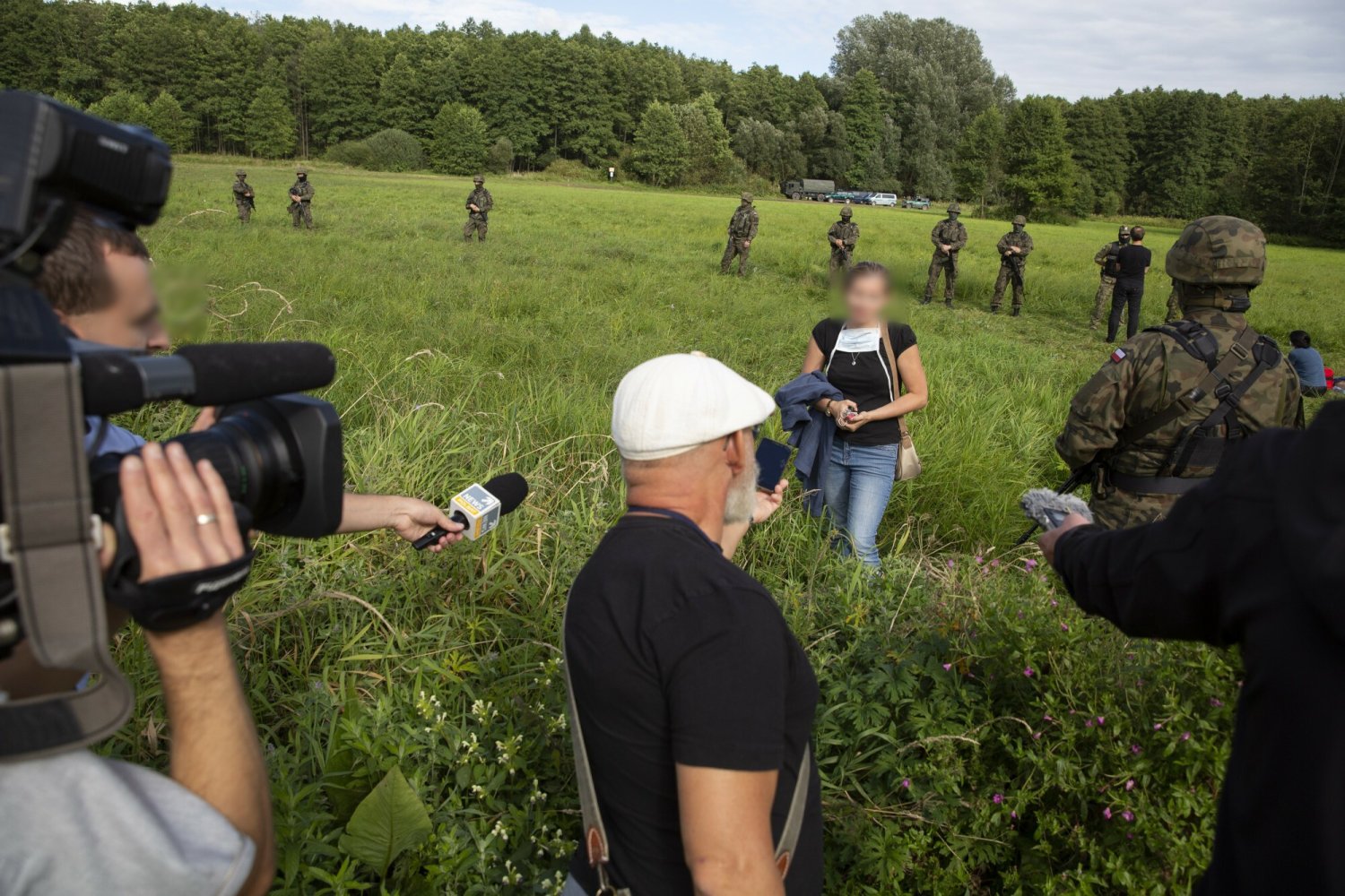 Zagraniczni dziennikarze zatrzymani za wjazd do strefy objętej stanem wyjątkowym.