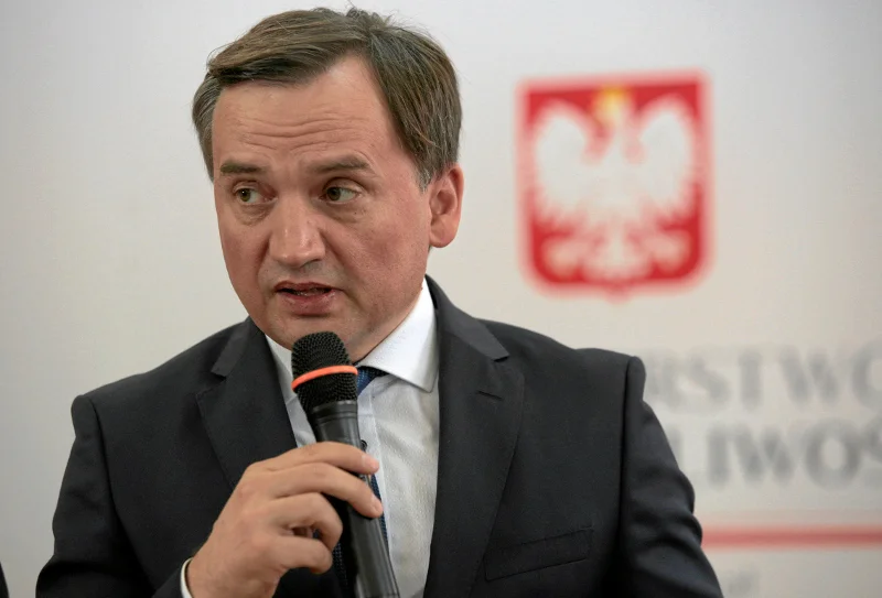 Zbigniew Ziobro nie może nachwalić się własnej pracy.