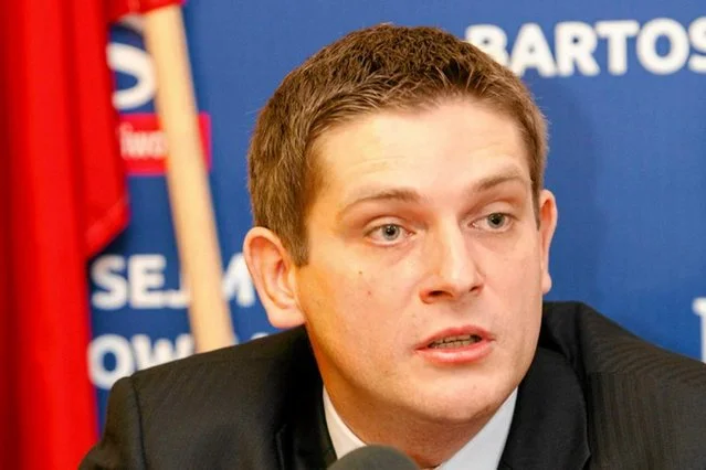 Bartosz Kownacki przypomina, że Francuzi od Polaków uczyli się jeść widelcem.